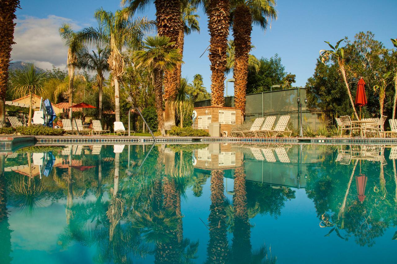 绿洲度假酒店 棕榈泉 外观 照片